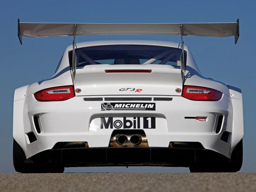  Porsche 911 GT3 R 2009 года  (фото 5 из 8)